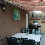 Terra Rossa Appartement *
