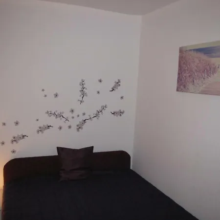 Terra Rossa דירה