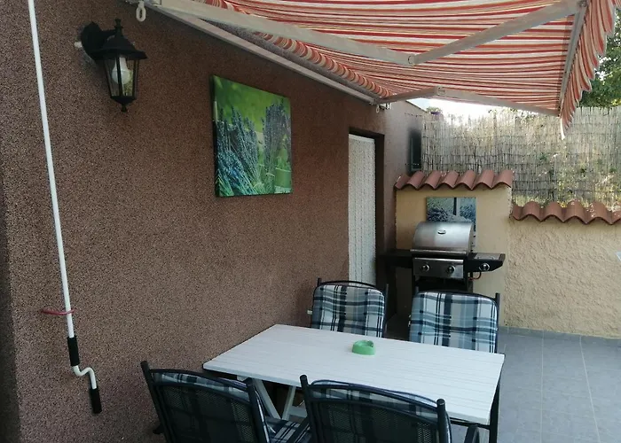 Terra Rossa 公寓 *